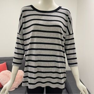 EXPRESS Striped Tunic T-Shirt Size Medium 3/4 Sleeves Drop Shoulder Relaxed Fit